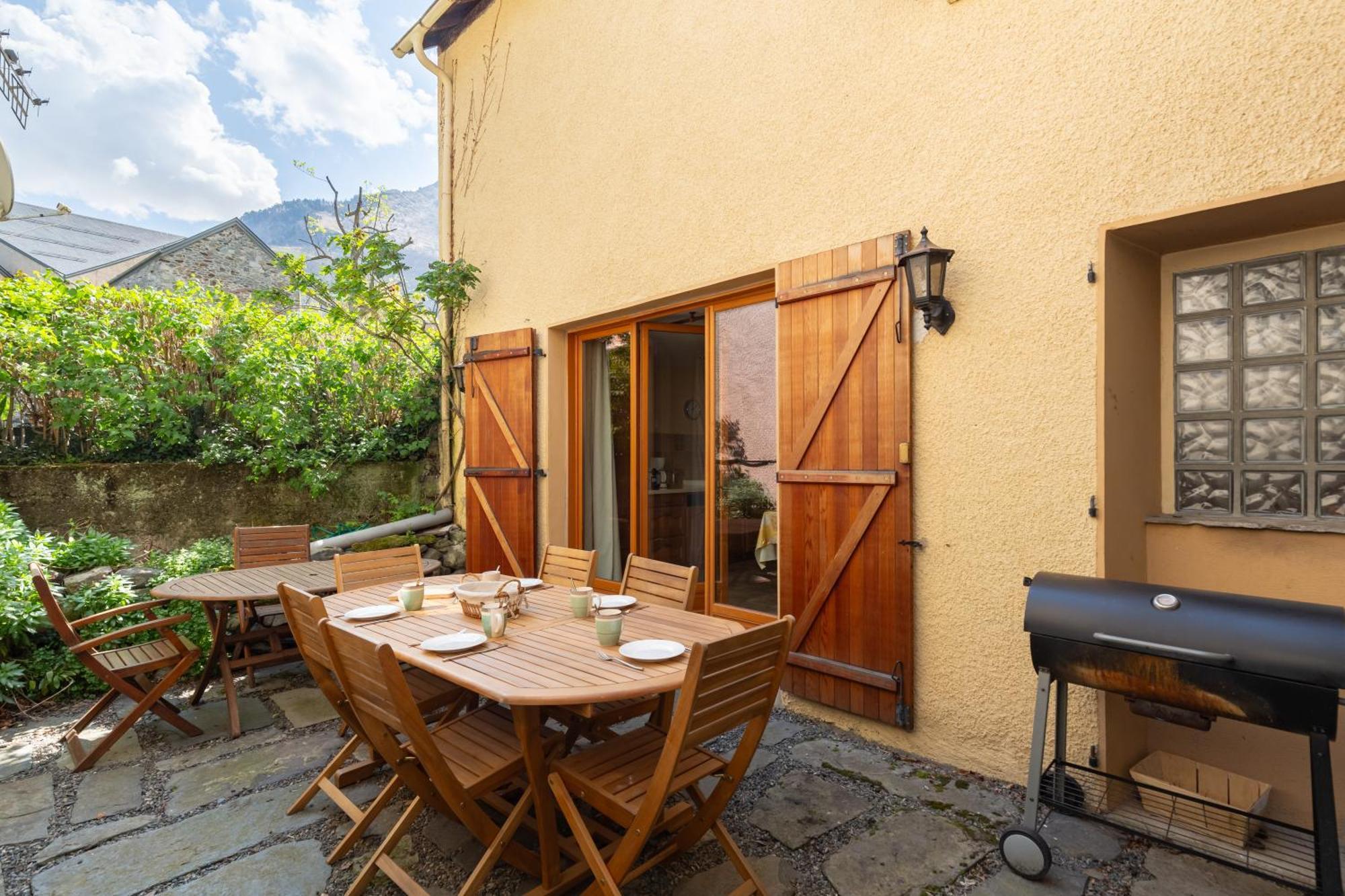 La Petite Maison Des Montagnes Luz-Saint-Sauveur Exterior foto